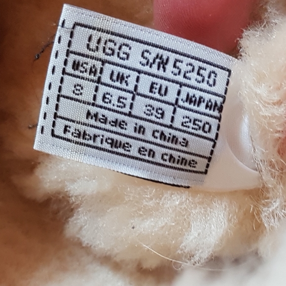 Ugg boots - Picture 15 of 16